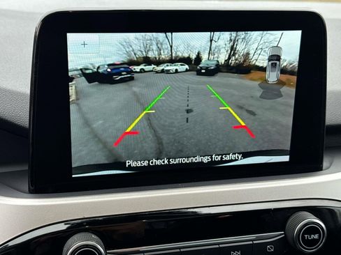 Used 2022 Ford Escape SEL image 11