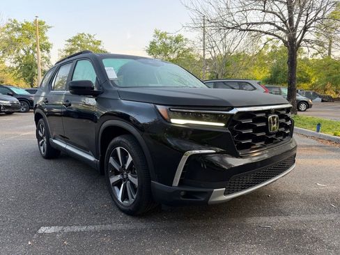 Certified 2023 Honda Pilot Elite image 1