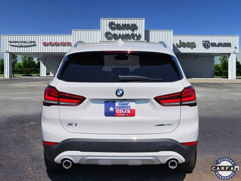 Used 2021 BMW X1 xDrive28i image 5