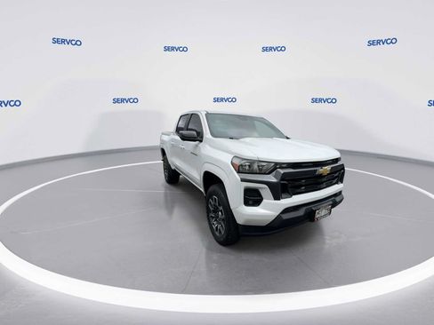 Used 2023 Chevrolet Colorado LT w/ LT Convenience Package II RWD image 3