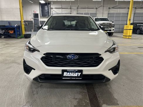 Certified 2025 Subaru Impreza 2.0i image 3