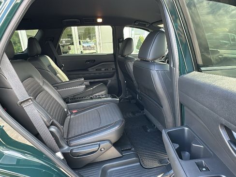 Certified 2024 Nissan Pathfinder Rock Creek AWD/4WD image 26