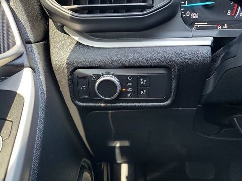 Used 2021 Ford Explorer XLT RWD image 16