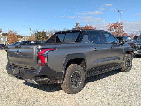 New 2026 Chevrolet Silverado EV Trail Boss image 8