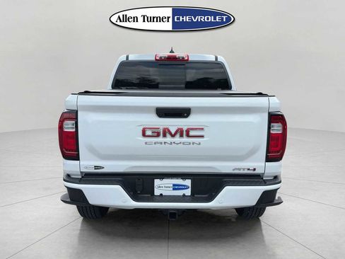 Used 2025 GMC Canyon AT4 w/ Technology Plus Package AWD/4WD image 5