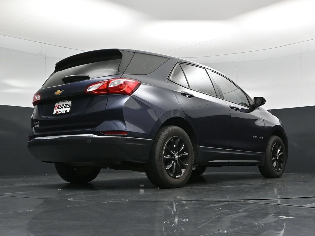 Used 2018 Chevrolet Equinox LS FWD image 46