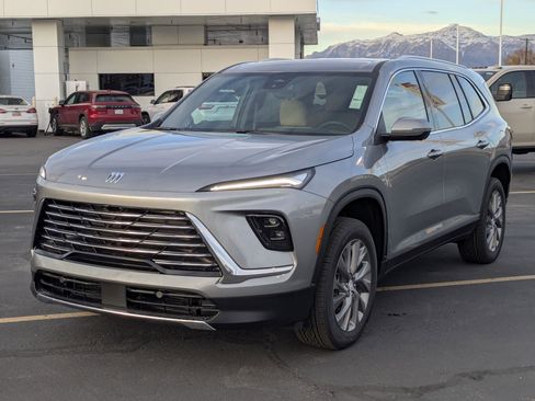 New 2026 Buick Enclave Preferred w/ Power Package image 9