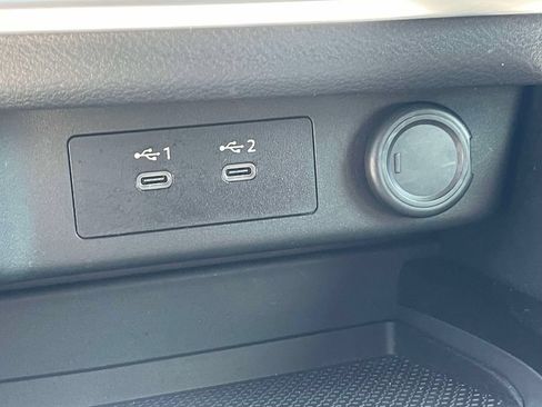 Used 2026 Nissan Rogue S FWD image 27