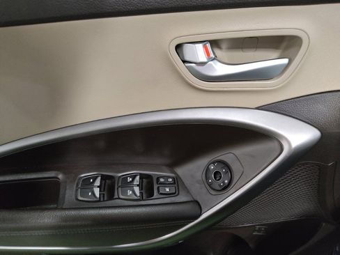 Used 2017 Hyundai Santa Fe Sport image 27