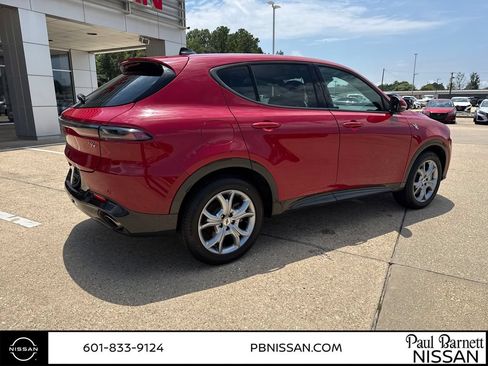 Used 2024 Dodge Hornet R/T AWD/4WD image 9