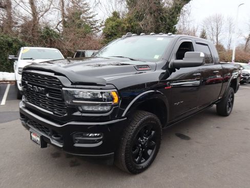 Used 2022 RAM 2500 Limited image 8