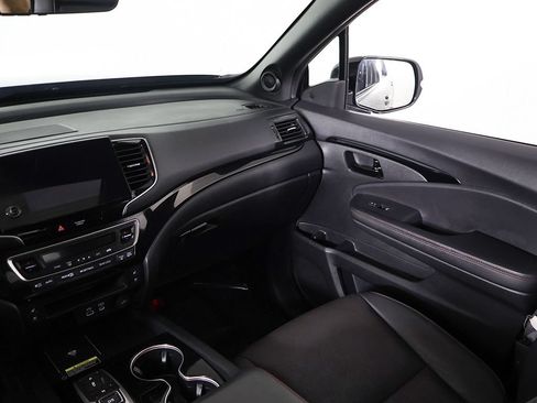 Used 2024 Honda Passport Black Edition image 51