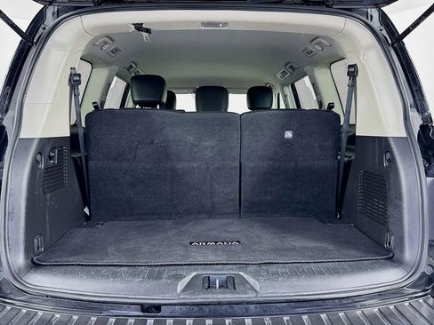 Used 2024 Nissan Armada SV RWD image 32