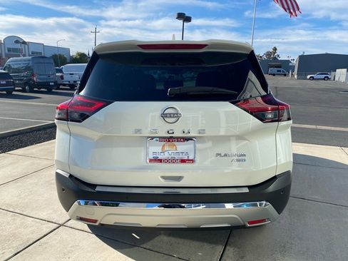 Used 2023 Nissan Rogue Platinum w/ Platinum Premium Package image 6