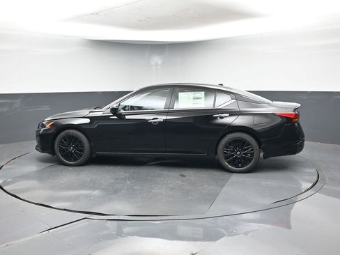 New 2025 Nissan Altima 2.5 SV w/ SV Special Edition Package image 8