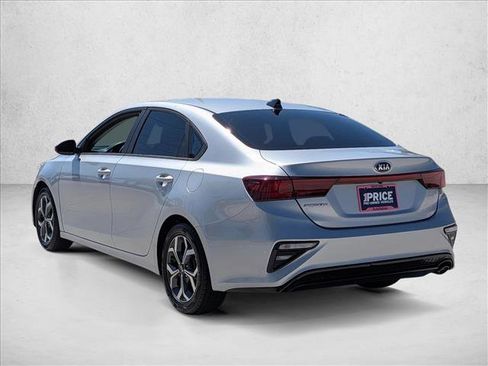 Used 2020 Kia Forte LXS FWD image 8