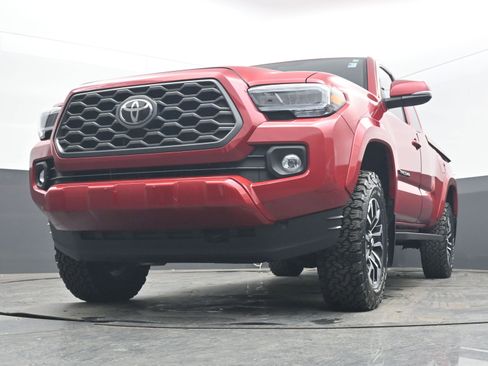 Used 2020 Toyota Tacoma TRD Sport image 22