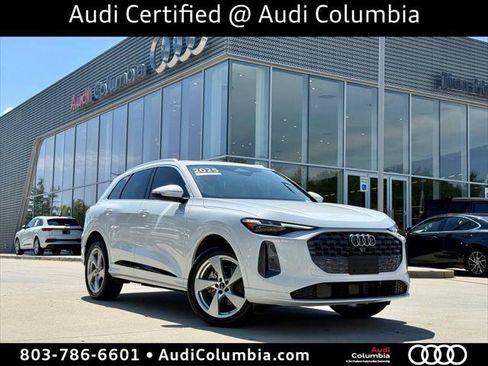 Certified 2025 Audi Q5 Premium Plus AWD/4WD image 1