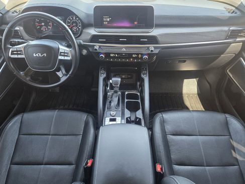 Used 2022 Kia Telluride EX w/ EX Premium Package FWD image 15