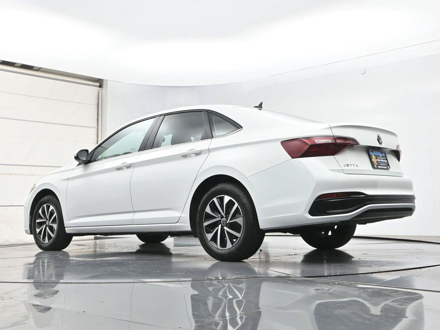Used 2023 Volkswagen Jetta S FWD image 29