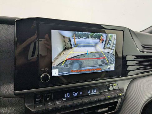Certified 2025 Toyota Camry SE w/ Convenience Package FWD image 19