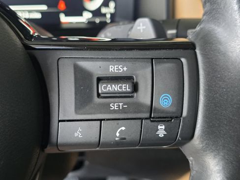 Used 2023 Nissan Rogue Platinum w/ Platinum Premium Package AWD/4WD image 37