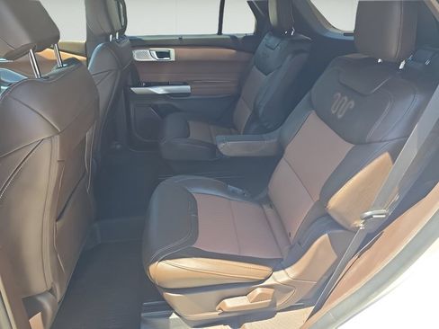 Used 2023 Ford Explorer King Ranch w/ Technology Package AWD/4WD image 31