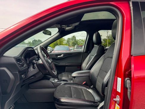 Used 2024 Ford Escape ST-Line w/ Tech Pack #1 AWD/4WD image 20