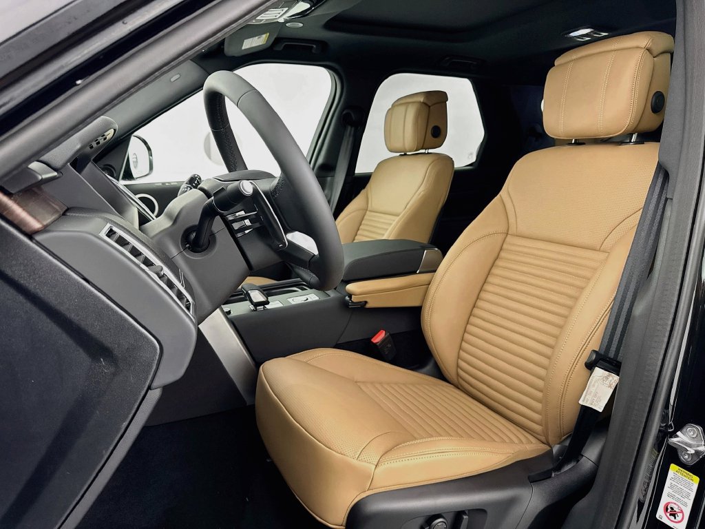 New 2026 Land Rover Discovery Dynamic SE AWD/4WD image 21