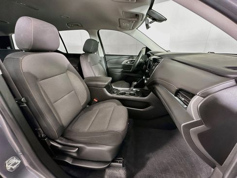 Used 2020 Chevrolet Traverse LS FWD image 30