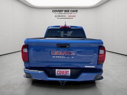 New 2025 GMC Canyon Elevation w/ Convenience Package image 8
