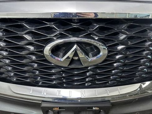 Used 2023 INFINITI QX60 Luxe image 9