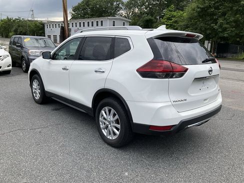 Used 2018 Nissan Rogue SV AWD/4WD image 7