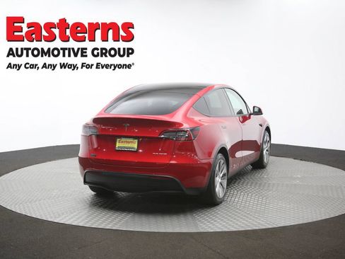 Used 2021 Tesla Model Y Long Range AWD/4WD image 34