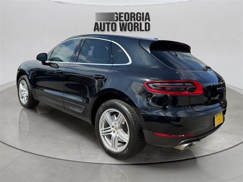 Used 2017 Porsche Macan S image 8