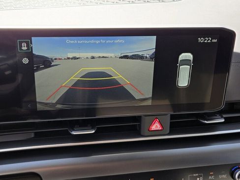 New 2026 Kia Carnival LXS image 13