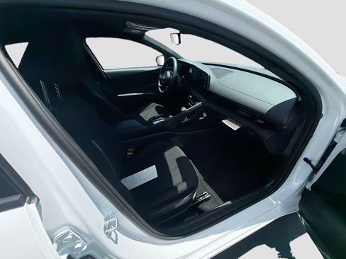 New 2026 Hyundai Elantra Sport FWD image 20