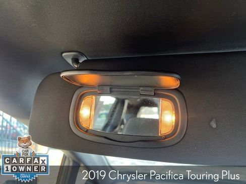 Used 2019 Chrysler Pacifica Touring Plus w/ Advanced Safetytec Group image 33