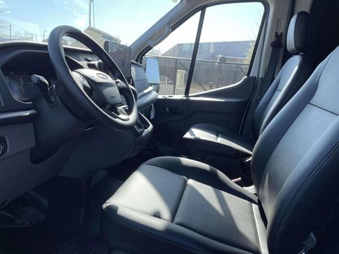 New 2026 Ford Transit 250 148 Medium Roof w/ Load Area Protection Package image 9