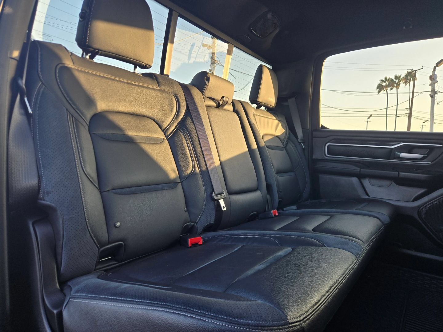 Used 2022 RAM 1500 Big Horn AWD/4WD image 16
