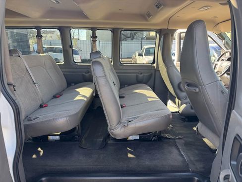 Used 2017 Chevrolet Express 3500 LT w/ LT Preferred Equipment Group image 29