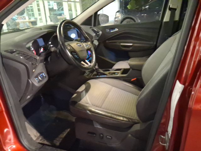 Used 2017 Ford Escape Titanium w/ Canadian Touring Package AWD/4WD image 8