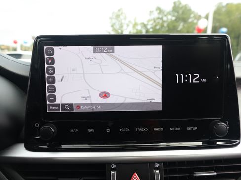 Used 2023 Kia Forte GT-Line w/ GT-Line Technology Package FWD image 9