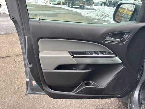 Used 2018 Chevrolet Colorado LT image 14