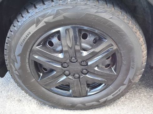 Used 2023 Ford Explorer Limited w/ Class IV Trailer Tow Package AWD/4WD image 60