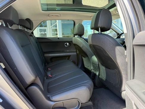 Used 2023 Hyundai Ioniq 5 Limited AWD/4WD image 10