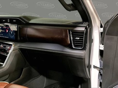 Certified 2024 GMC Sierra 1500 Denali Ultimate AWD/4WD image 33