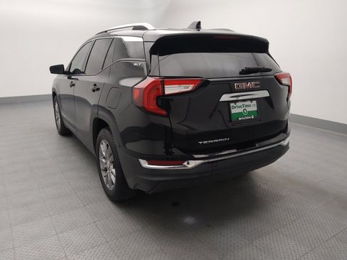 Used 2022 GMC Terrain SLT w/ Infotainment Package II FWD image 6