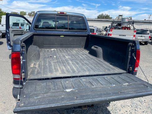 Used 2004 Ford F250 XLT AWD/4WD image 9