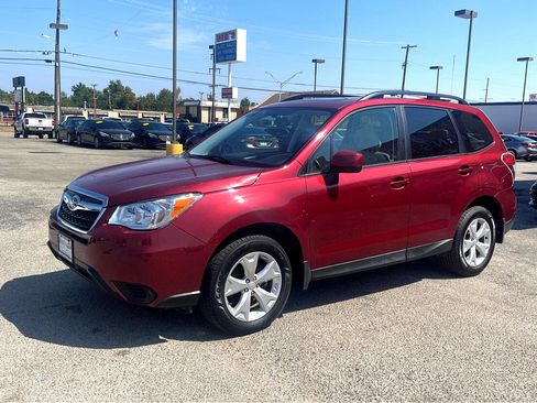 Used 2016 Subaru Forester 2.5i Premium w/ All-Weather Package image 2